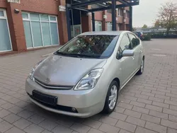 Silver metallic Gebraucht 2006 Toyota Prius Executive Kleinwagen | 4.700 € (Guter Preis)