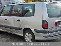 Silber Gebraucht 1998 Renault Espace Van / Kleinbus | 1.250 €