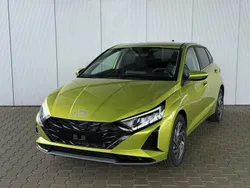 Mangrove green metallic Neu 2025 Hyundai i20 GO! | 20.006 € (Guter Preis)