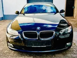 Schwarz Gebraucht 2009 BMW 320 Cabriolet Cabrio | 23.500 €