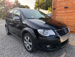 Grau Gebraucht 2007 VW Touran Cross Van / Kleinbus | 5.800 € (Teuer)