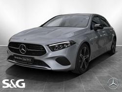 Metalliclack hightechsilber Gebraucht 2024 Mercedes A200 Progressive Limousine | 30.850 € (Fairer Preis)