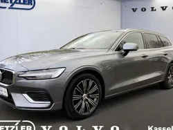 Osmium grey metallic / metalli Gebraucht 2020 Volvo V60 Inscription Kombi | 35.780 € (Fairer Preis)
