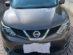 Schwarz Gebraucht 2017 Nissan Qashqai N-Vision SUV | 13.500 € (Fairer Preis)