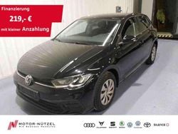 Deep black perleffekt Gebraucht 2022 VW Polo Life Kleinwagen | 16.930 € (Guter Preis)