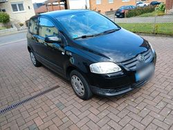 Schwarz Gebraucht 2009 VW Fox Kleinwagen | 2.700 € (Fairer Preis)
