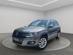 Grau Gebraucht 2012 VW Tiguan Sportline SUV | 11.999 € (Etwas zu teuer)