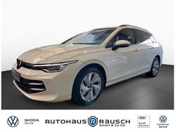 Weiß Gebraucht 2025 VW Golf VIII Life Kombi | 29.900 € (Teuer)