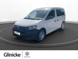 Weiß Gebraucht 2021 VW Caddy Basis Van / Kleinbus | 17.500 € (Superpreis)