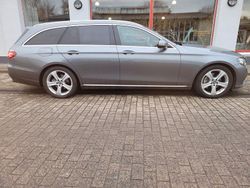 Grau Gebraucht 2017 Mercedes E220 Kombi | 22.900 € (Fairer Preis)