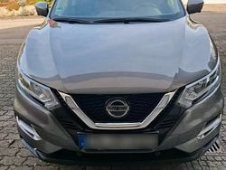 Grau Gebraucht 2021 Nissan Qashqai SUV | 19.800 € (Superpreis)