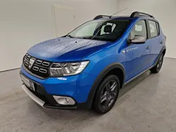 Blau Gebraucht 2017 Dacia Sandero Celebration Kleinwagen | 9.450 € (Fairer Preis)