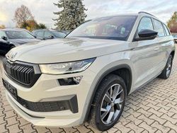Grau Gebraucht 2022 Skoda Kodiaq SportLine SUV | 24.990 € (Teuer)