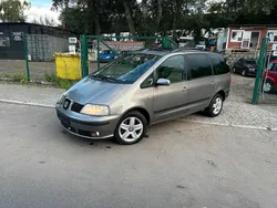 Grau Gebraucht 2004 Seat Alhambra Van / Kleinbus | 1.995 €