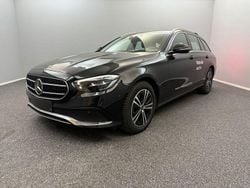 Schwarz Gebraucht 2023 Mercedes E200 Avantgarde Limousine | 28.999 € (Guter Preis)