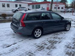 Schwarz Gebraucht 2009 Volvo V50 Momentum Kombi | 7.990 €