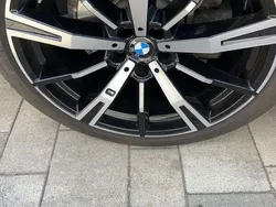 Silber Gebraucht 2024 BMW 520 M Sport Limousine | 52.000 € (Superpreis)