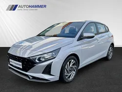 Grau Neu 2025 Hyundai i20 Trend Limousine | 20.740 € (Guter Preis)