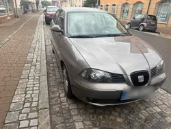 Grau Gebraucht 2005 Seat Ibiza Kleinwagen | 2.800 € (Etwas zu teuer)