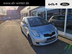 Silber Gebraucht 2006 Toyota Yaris Sol Limousine | 2.899 € (Fairer Preis)