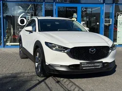Weiß Gebraucht 2021 Mazda CX-30 Selection SUV | 23.900 € (Fairer Preis)