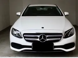 Weiß Gebraucht 2018 Mercedes B220 Van / Kleinbus | 24.800 €