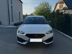 Weiß Gebraucht 2022 Cupra Leon VZ Kombi | 31.499 € (Fairer Preis)