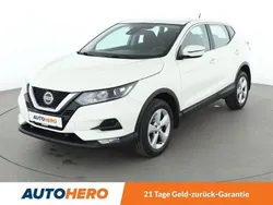 Weiß Gebraucht 2019 Nissan Qashqai Acenta SUV | 17.390 € (Etwas zu teuer)