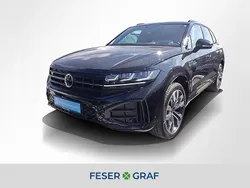 Grenadillschwarz metallic Gebraucht 2024 VW Touareg R-line SUV | 70.880 € (Fairer Preis)