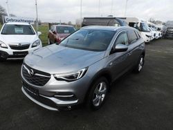 Grau Gebraucht 2018 Opel Grandland X Innovation SUV | 13.900 € (Teuer)