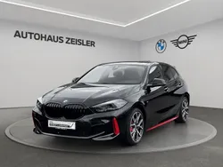 Saphirschwarz Gebraucht 2024 BMW 128 M Sport Limousine | 37.730 € (Fairer Preis)