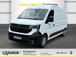 Mineralweiß Gebraucht 2025 Renault Master Van | 53.960 €