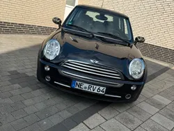 Schwarz Gebraucht 2005 Mini ONE Kleinwagen | 2.999 € (Fairer Preis)