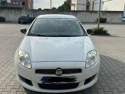Weiß Gebraucht 2009 Fiat Bravo Kleinwagen | 3.000 € (Fairer Preis)