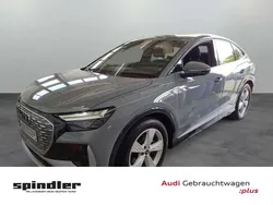 Kieselgrau Gebraucht 2022 Audi Q4 e-tron S-Line SUV | 28.980 € (Etwas zu teuer)