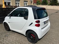 Weiß Gebraucht 2011 Smart ForTwo Coupé Kleinwagen | 5.000 € (Fairer Preis)