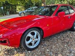 Rot Gebraucht 1981 Porsche 924 Coupé | 3.924 €