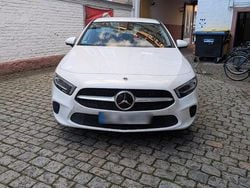Weiß Gebraucht 2021 Mercedes A250 Kleinwagen | 22.000 € (Superpreis)