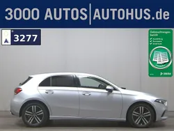 Silber Gebraucht 2022 Mercedes A180 Progressive Limousine | 20.980 € (Guter Preis)