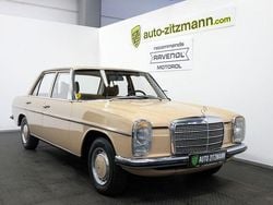 Beige Gebraucht 1973 Mercedes 230 Limousine | 34.900 €