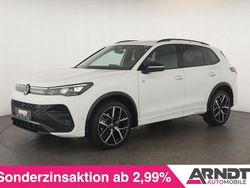 Pure white Gebraucht 2025 VW Tiguan R-line SUV | 50.484 € (Fairer Preis)
