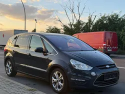 Grau Gebraucht 2011 Ford S-MAX Titanium Van / Kleinbus | 4.999 € (Guter Preis)