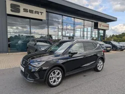 Schwarz Gebraucht 2024 Seat Arona FR SUV | 19.990 € (Guter Preis)