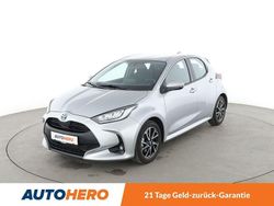 Grau Gebraucht 2022 Toyota Yaris Hybrid Team Kleinwagen | 20.990 € (Fairer Preis)