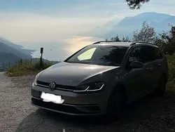 Silber Gebraucht 2018 VW Golf VII Sound Kombi | 11.250 € (Guter Preis)