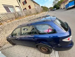 Blau Gebraucht 2005 Mazda 6 Kombi | 1.100 €