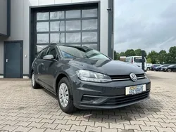 Grau Gebraucht 2019 VW Golf VII Trendline Kombi | 13.990 € (Fairer Preis)