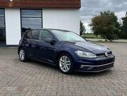 Blau Gebraucht 2018 VW Golf VII Comfortline Limousine | 12.490 € (Fairer Preis)