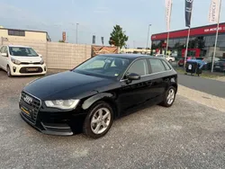 Brillantschwarz Gebraucht 2013 Audi A3 Ambiente Limousine | 15.990 € (Fairer Preis)