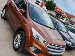 Braun Gebraucht 2018 Ford Kuga Titanium SUV | 15.000 € (Guter Preis)